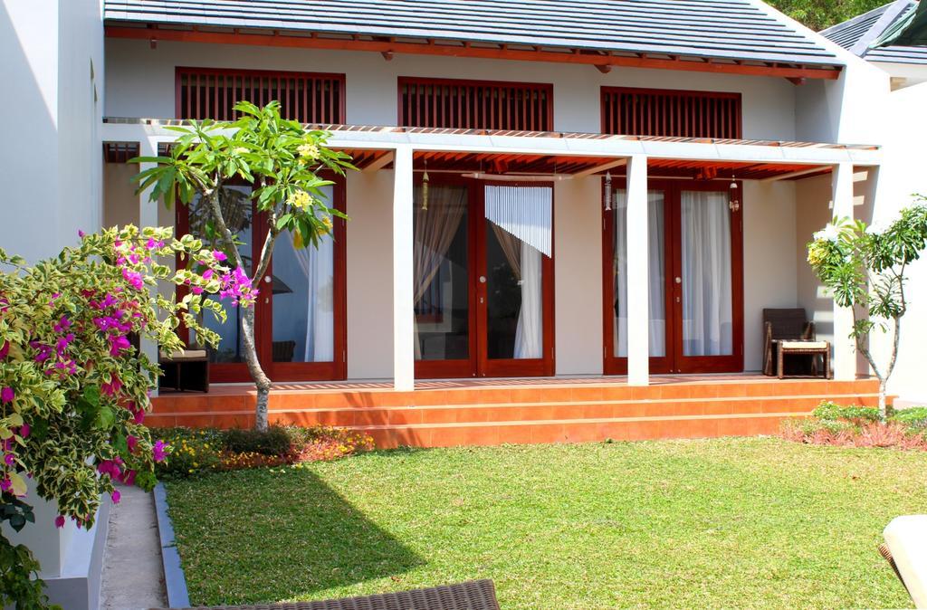 Villa Karingal Senggigi Exterior photo