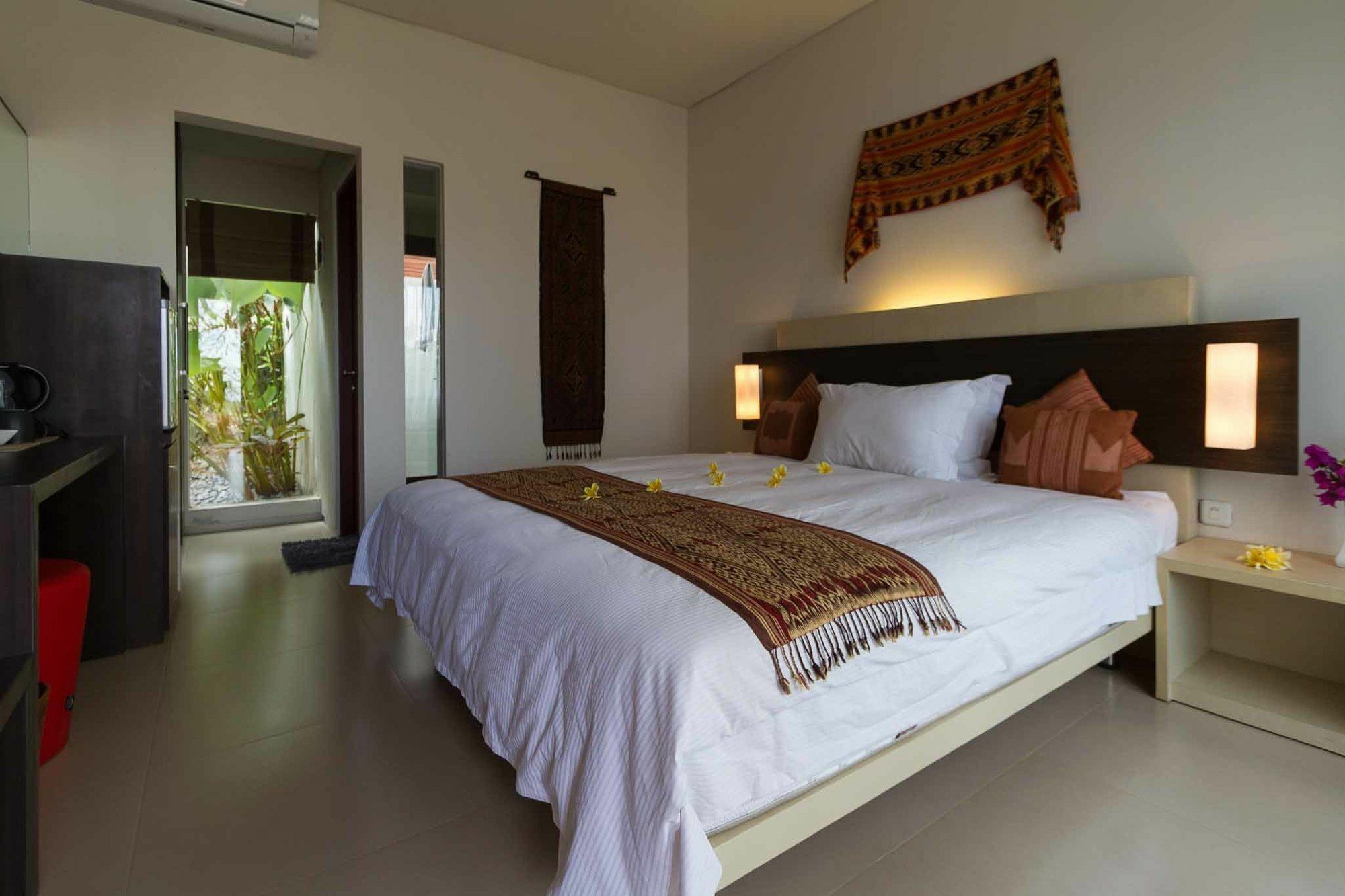 Villa Karingal Senggigi Exterior photo